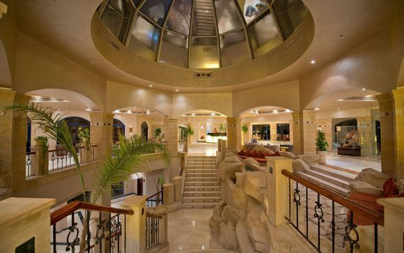 Amphoras Beach Hotel 5 *