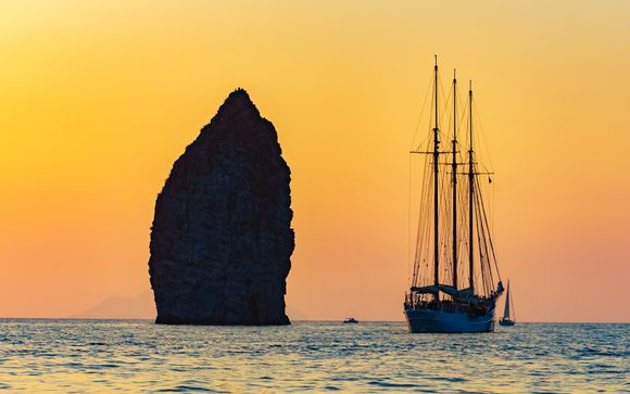 Tour in barca di Lipari e Salina incluso per soggiorni a partire da 5 notti