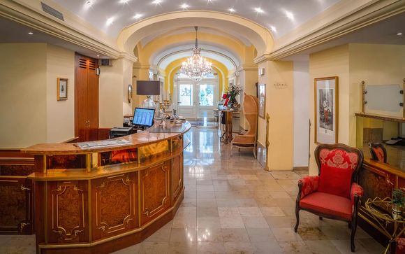 Schlosshotel Römischer Kaiser 4*