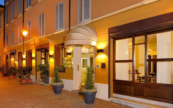 Phi Hotel Bologna - Al Cappello Rosso 4*