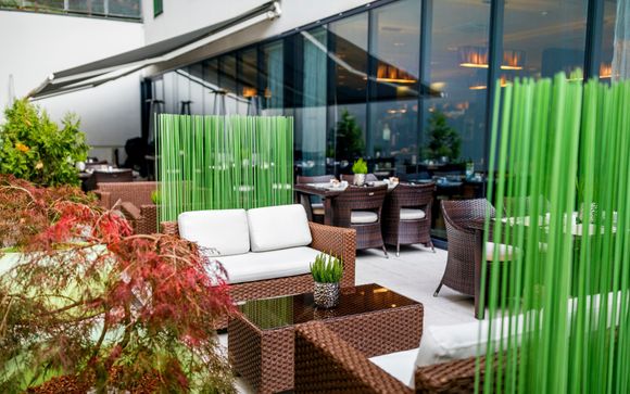 Occidental Praha Five 4*