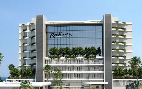 Radisson Beach Resort Larnaca 4*