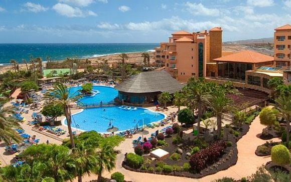 Elba Sara Beach & Golf Resort 4*