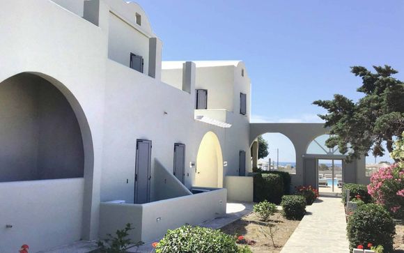 Thera Mare Hotel 4*