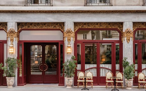 Hotel Rochechouart 4*