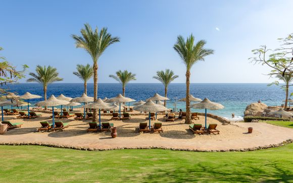 Renaissance Golden View Beach Resort by Marriott 5*