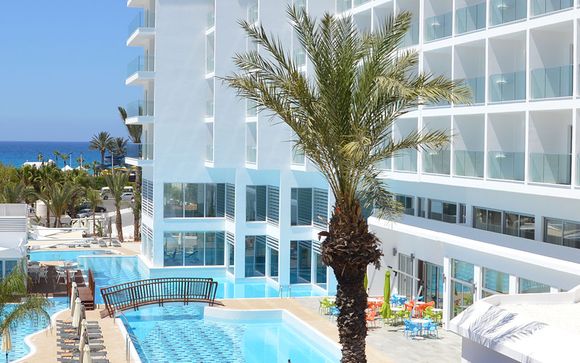 Vassos Nissi Plage Hotel 4*