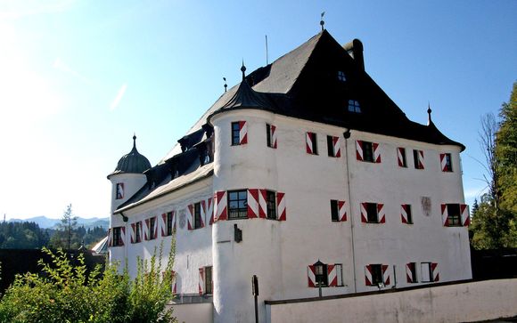 MIRA Hotel Schloss Rosenegg 4*