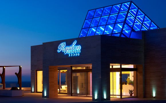 The Royal Blue Resort 5*