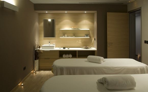L'Hotel Olympia Sky 4*