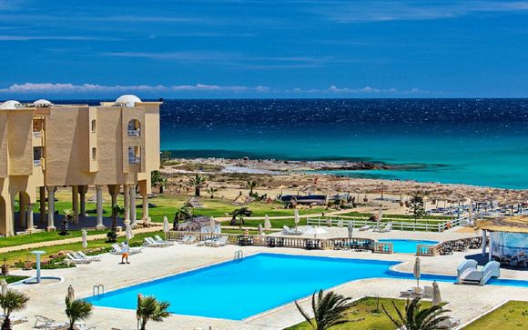 Club Essence Kelibia Beach Hotel & Spa 4*
