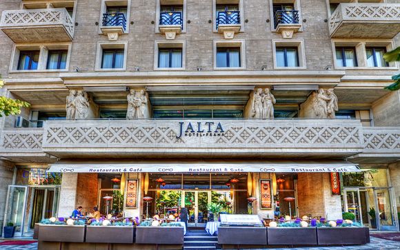 Hotel Jalta 4*