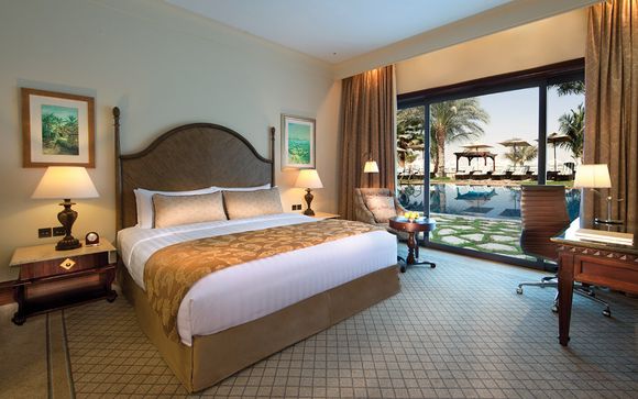 Shangri-La Hotel, Qaryat Al Beri 5*