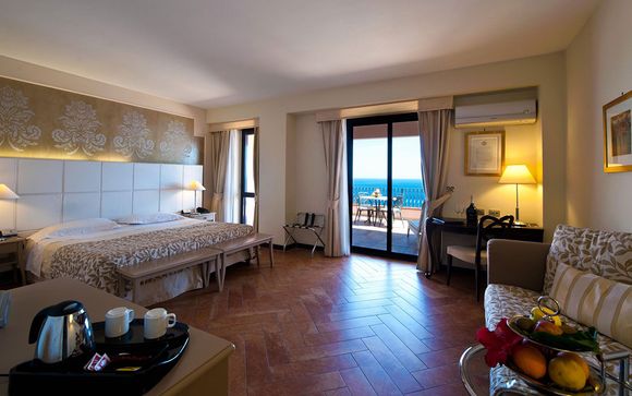 Baia Taormina Grand Palace Hotels & Spa 4*
