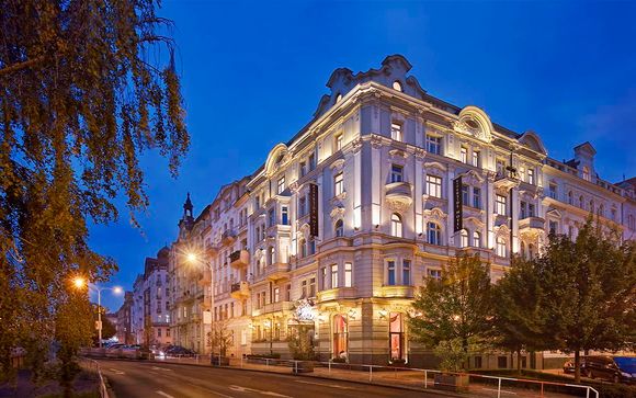 Mamaison Riverside 5*