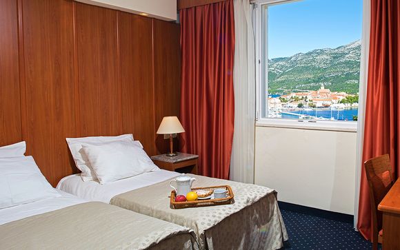 Marko Polo Hotel 4*