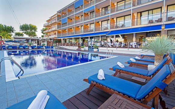 Hotel Port Salins 4*