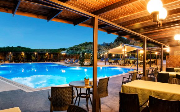 Miramare Hotel Eretria 4*