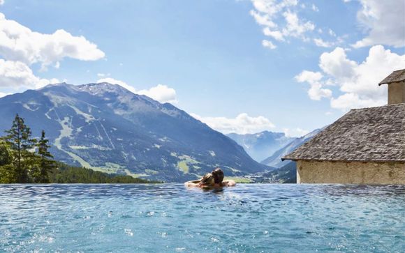QC Terme Grand Hotel Bagni Nuovi 5* Voyage Privé : fino a -70% QC Terme Grand Hotel Bagni Nuovi 5* Voyage Privé : fino a -70%