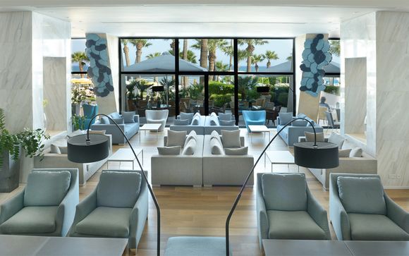 Palm Beach Hotel & Bungalows 4*