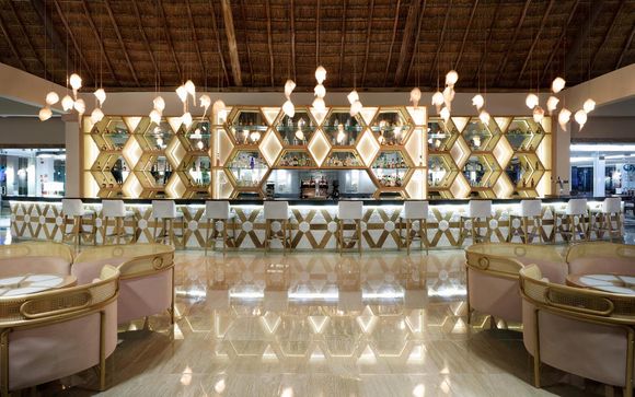 Grand Palladium White Sand Resort & Spa 5*