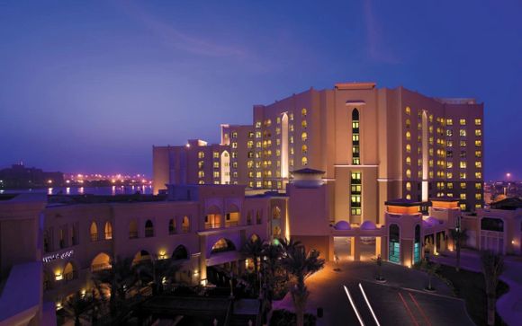 Traders Hotel Qaryat Al Beri 4*