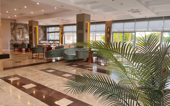  Side Story Hotel & Spa 4*