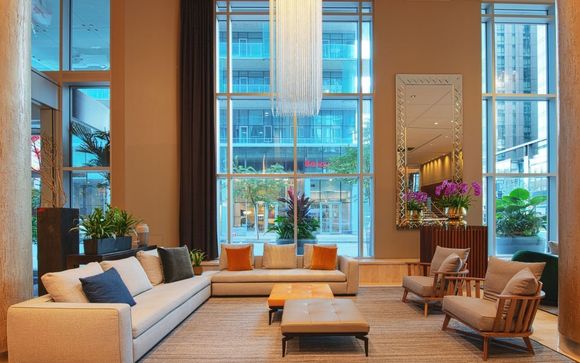 Warwick Le Crystal - Montreal 5*