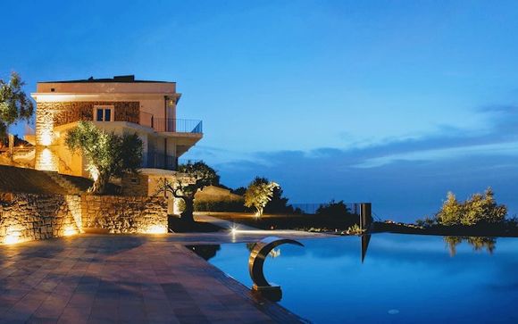 Maina Country Resort 4*