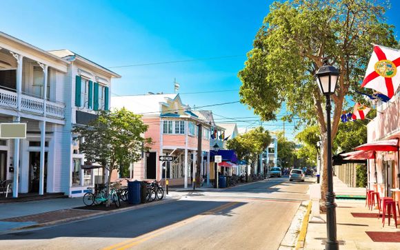 Included excursions and extras (depending on duration of stay)