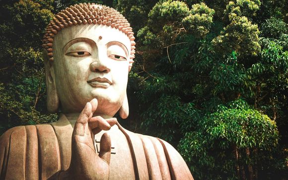 Optional excursions & extras