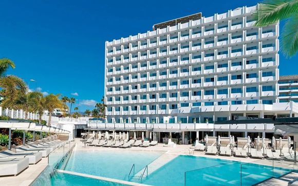 Hotel Caserio 4*