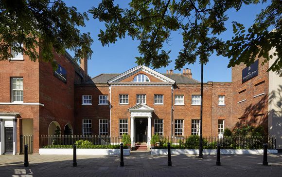 Sir Christopher Wren Hotel and Spa 4*