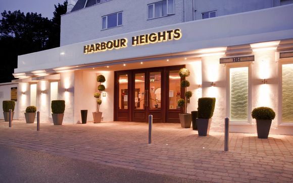 Harbour Heights Hotel 4*