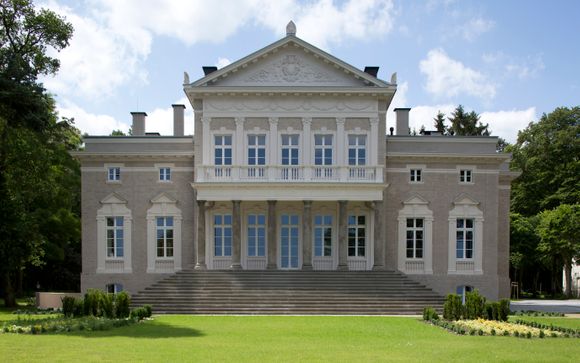 Palace Manowce 5*