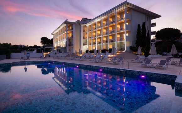 Avalon Palace Hotel 4*