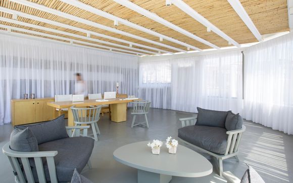 Dreambox Mykonos Suites 4*