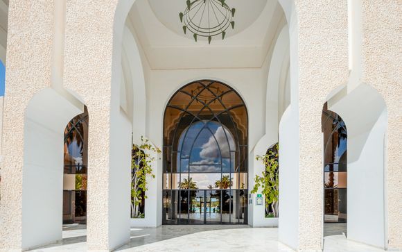 Royal Garden Palace 5*