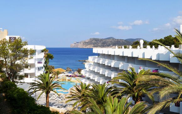 Fergus Style Cala Blanca Suites 4*