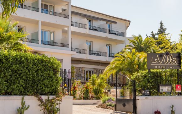 Hotel La Villa Cap D'Antibes 4*