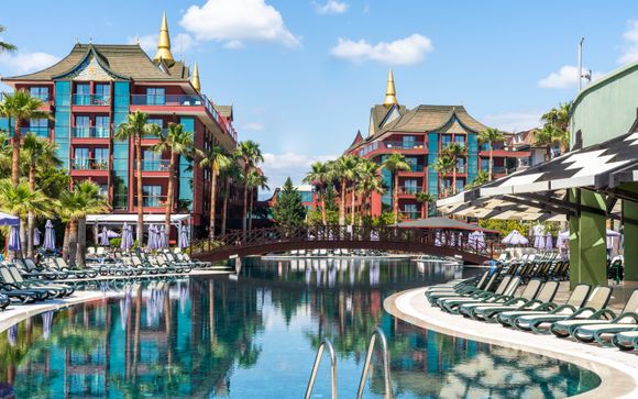 Siam Elegance Hotel & Spa 5*