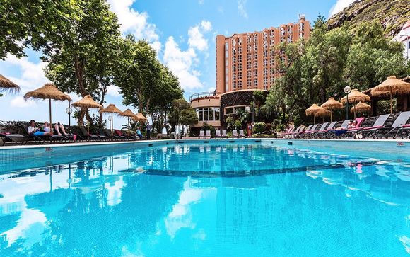 7 night trip: Hotel Dom Pedro Madeira 4*