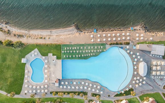 White Olive Marine Aquapark 4*
