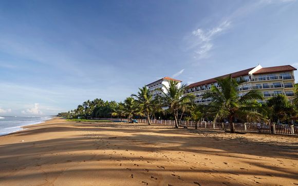 Private Tour of Sri Lanka & Beach Stay at Turyaa Kalutara 4* - Colombo ...