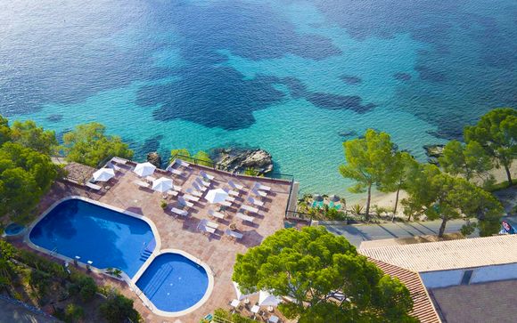 Hotel Cala Fornells 4*