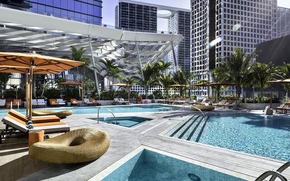 South Beach Bliss & Optional Cruise to The Bahamas