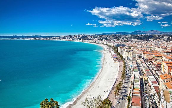 Contemporary Côte d'Azur Retreat