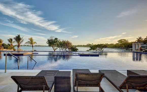 The Fairwind Hotel Miami 3* & Royalton Negril 5*