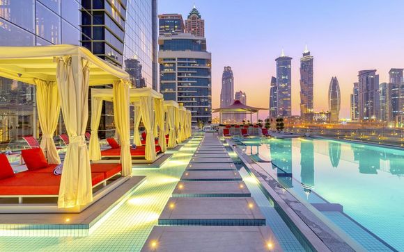 Canal Central Hotel Business Bay 5* & Dubai City, Cruise & Desert Excursions