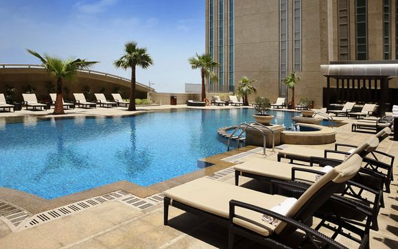 Sofitel Abu Dhabi Corniche 5*